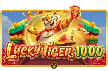 Người chơi thao tác game bắn cá online trên điện thoại tại nhà